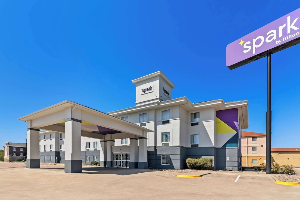 Spark by Hilton Killeen - photo 33