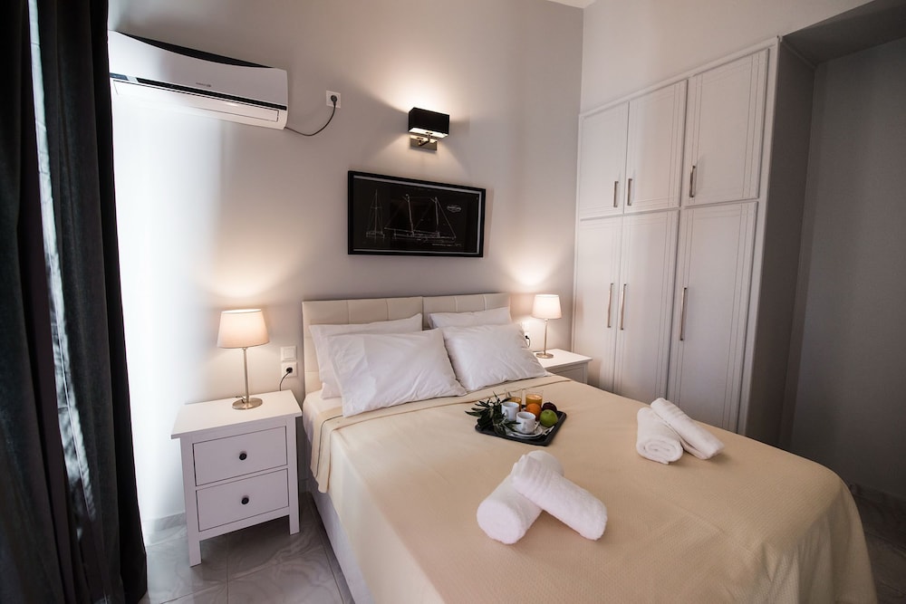 Regalo Apartments — 4-Star Luxury Hotel in Lefkada, Greece