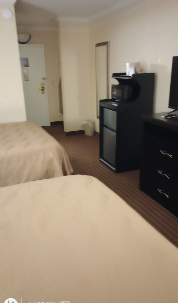Quality Inn & Suites Somerset Downtown - photo 13