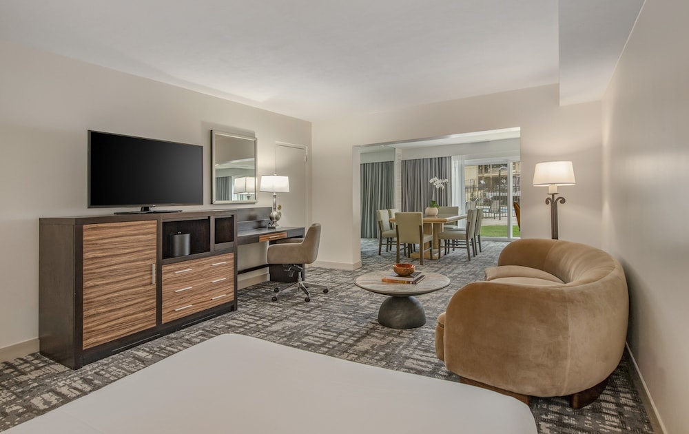 Crowne Plaza San Diego Mission Valley - photo 6
