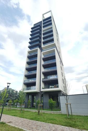 Davide Host Da Giulietta 20 min to Duomo Milan — 4-Star Luxury Hotel in Milan, Italy