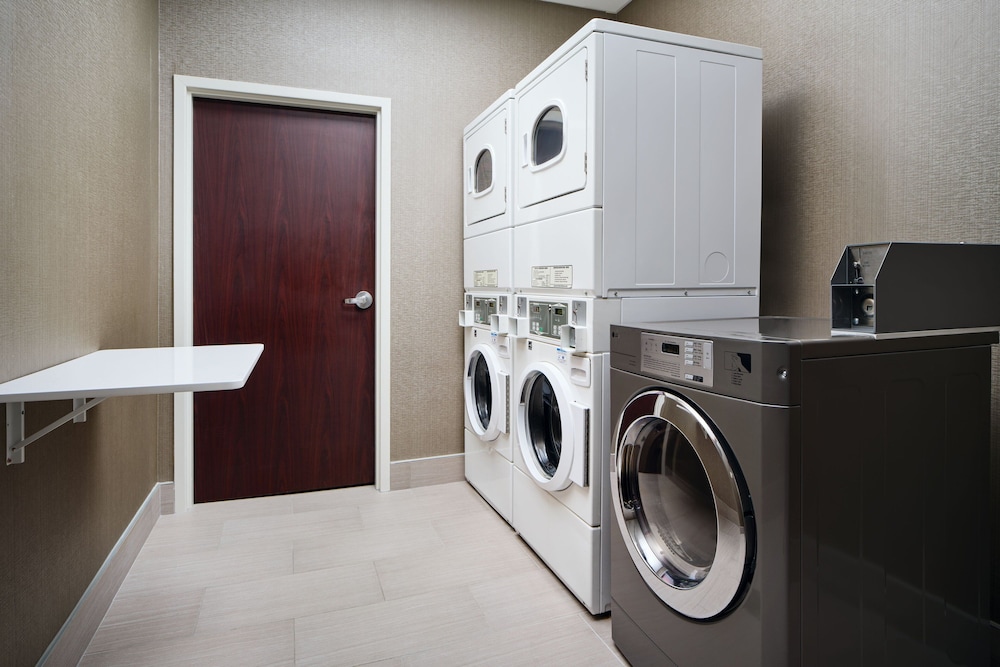Springhill Suites by Marriott Richmond Northwest - photo 31
