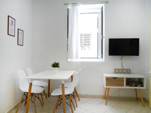 cozy apartment in Nafplio old town — 4-Star Luxury Hotel in Nafplio, Greece