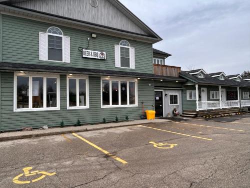 Smokehouse Suites and Stay in Guelph, Canada