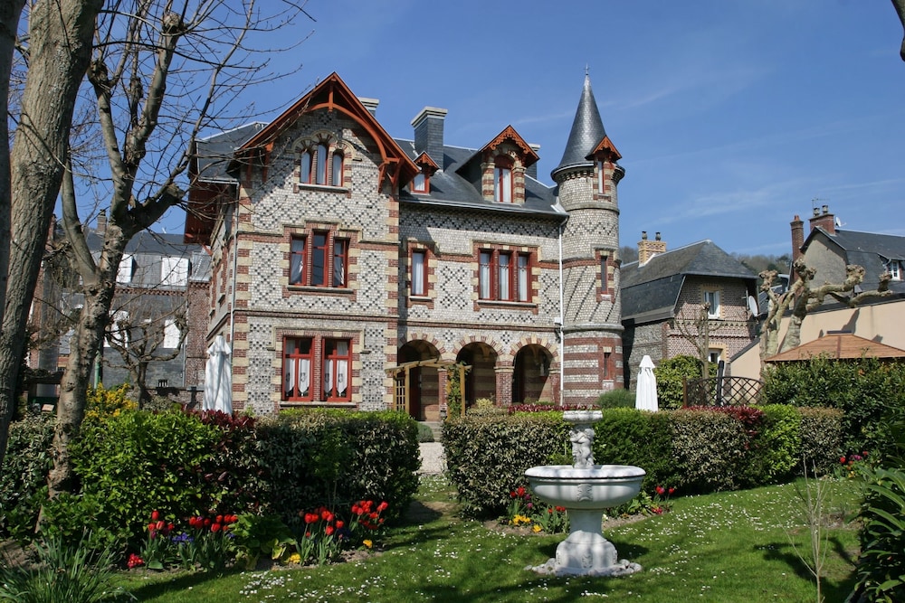 La Villa Bligny — 4-Star Luxury Hotel in Etretat, France