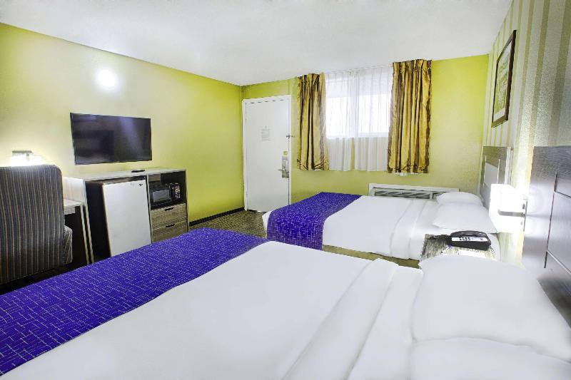 Travelodge by Wyndham Phoenix Downtown - photo 29