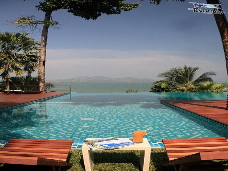 The Blue Sky Resort Ranong in Ranong, Thailand