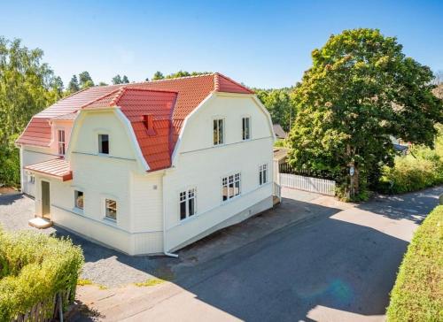 Lillberget Rymligt och modernt boende med utsikt över Tabergsberget in Joenkoeping, Sweden