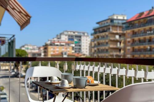 11 seats Wi fi 3 bedrooms 2 bathrooms near the sea — 4-Star Luxury Hotel in San Benedetto Del Tronto, Italy