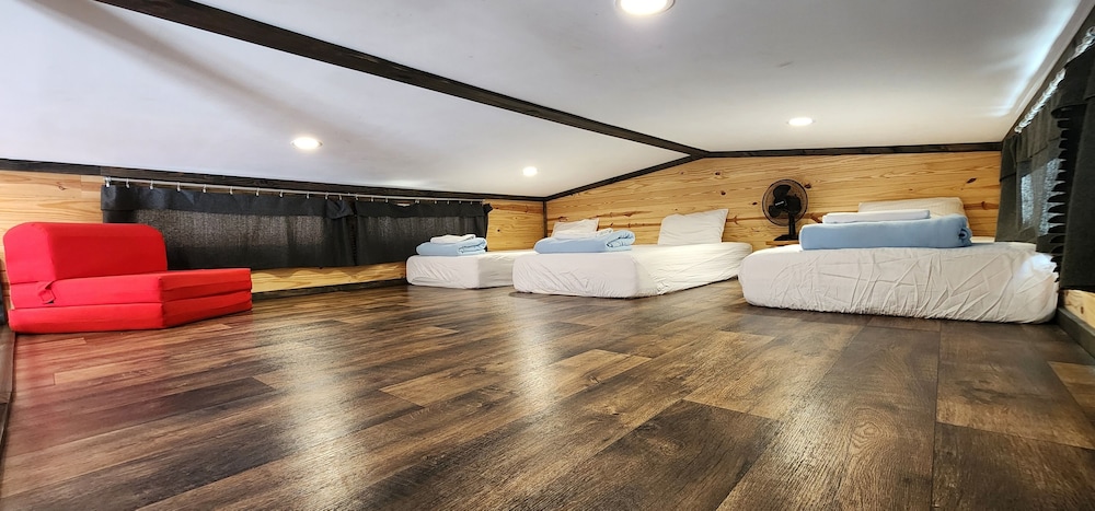 Emberglow Outdoor Resort - photo 11