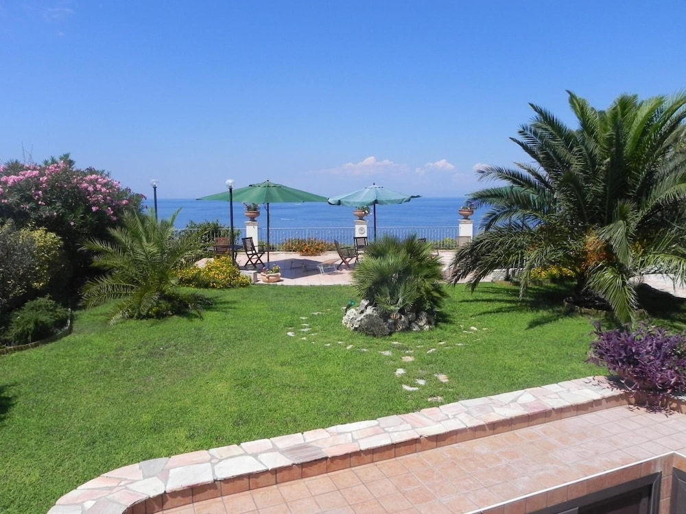 Albergo Belvedere — Ventotene