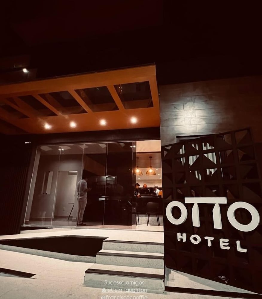 Otto Hotel — hotel in Governador Valadares