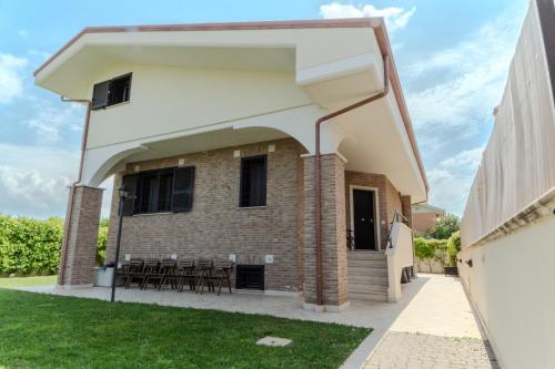 Casa Gaia Villetta a pochi passi da Roma — 4-Star Luxury Hotel in Ciampino, Italy