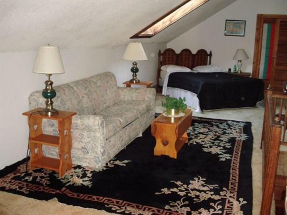 1768 Country Inn - photo 9