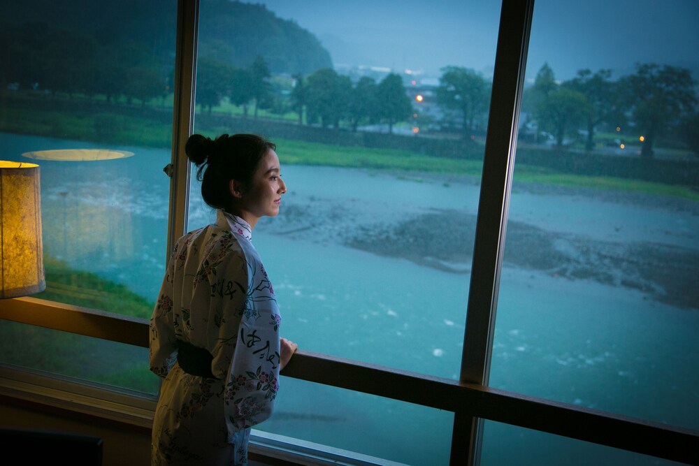Hitoyoshi Onsen Nabeya — hotel in Hitoyoshi