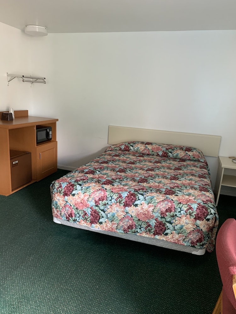 Boone Trail Inn - photo 10