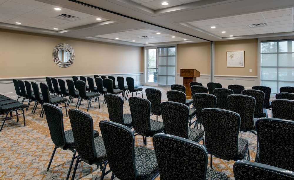 Crowne Plaza Resort Asheville by IHG - photo 60