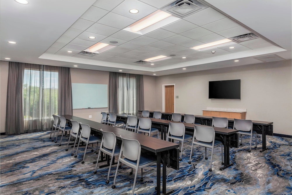 Fairfield Inn & Suites by Marriott Lebanon - photo 24