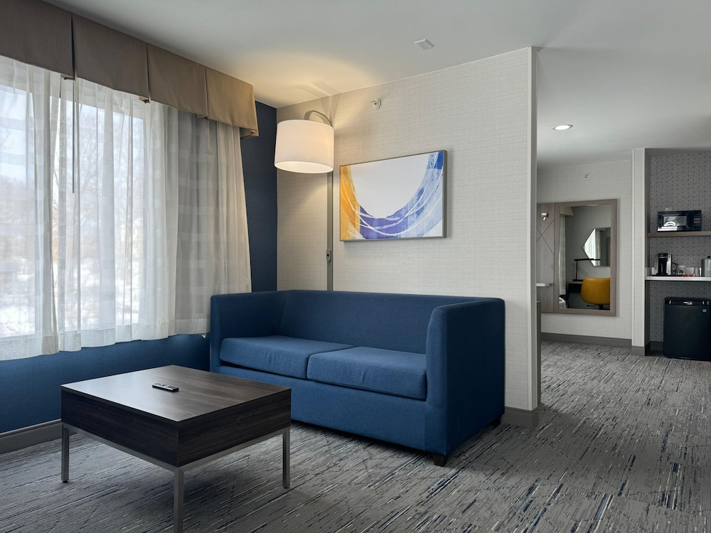 Holiday Inn Express Hotel & Suites Manchester Airport by IHG - photo 28