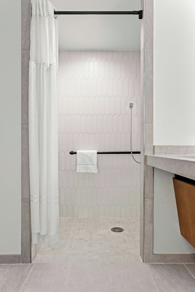 Marriott Marina del Rey - photo 28