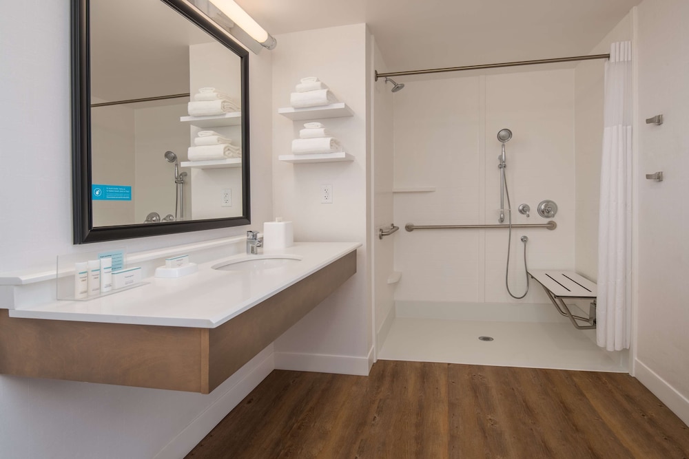 Hampton Inn & Suites Portland Pearl District - photo 30