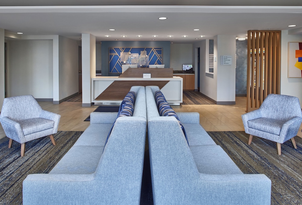 Holiday Inn Express Akron NW Fairlawn - photo 32