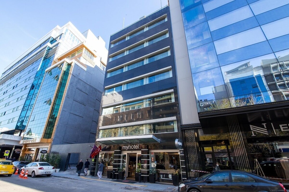 My Hotel - last minute hotel in Izmir