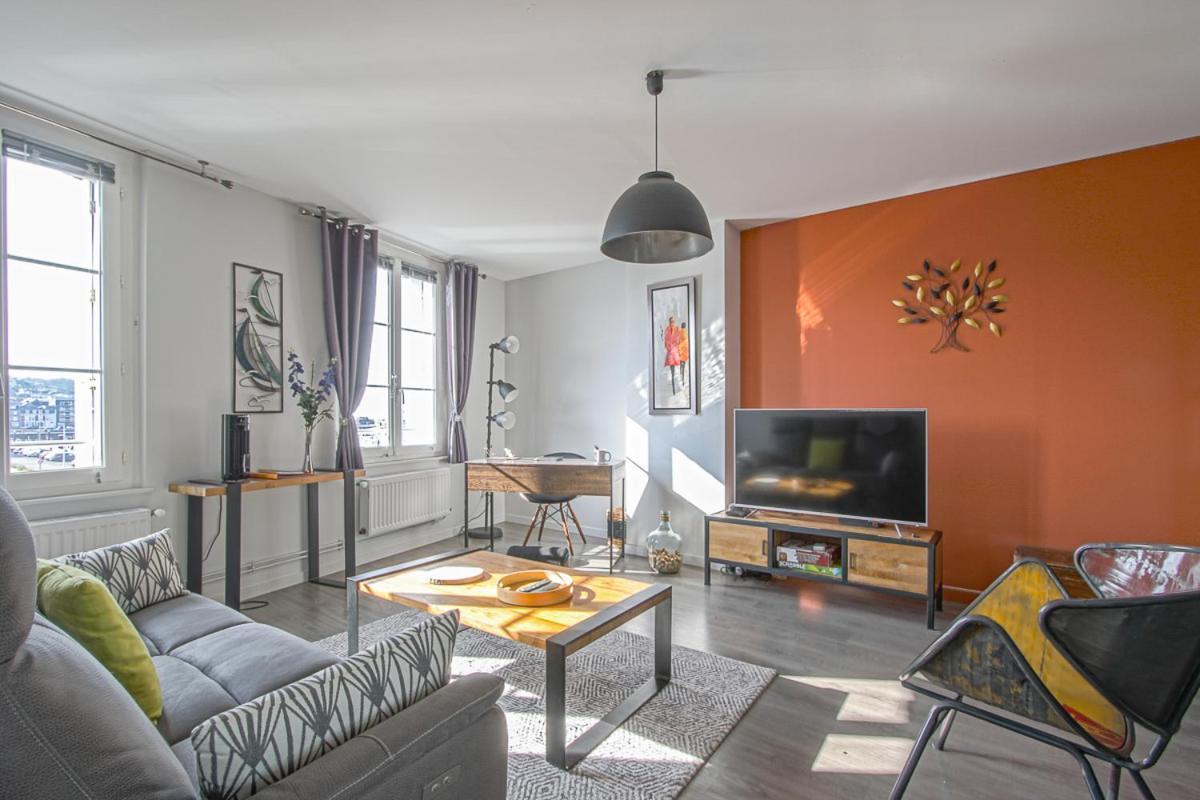 A Babord Fecamp Appartement Vue Port Et Mer Linge Inclus — 4-Star Luxury Hotel in Fecamp, France