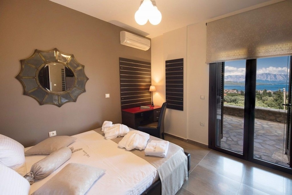 Luxurious Villa Kastro — Lefkada — photo 5