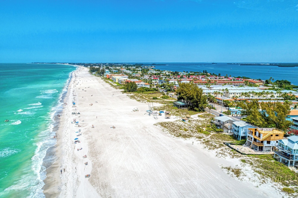 Anna Maria Island Beach Happy direct Beach Front 1br 1br - photo 14