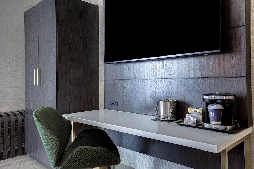 DoubleTree by Hilton Palmdale CA - photo 10
