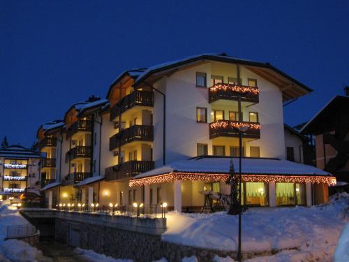 Residence Alba Nova — 4-Star Luxury Hotel in Andalo, Italy