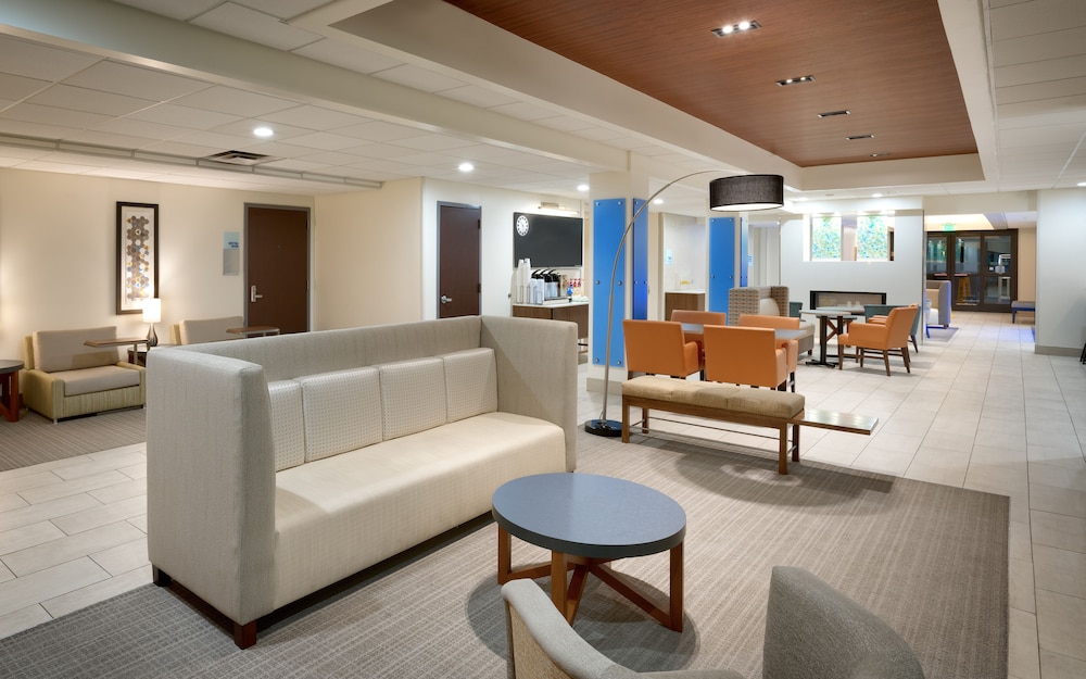 Holiday Inn Express & Suites American Fork North Provo by IHG - photo 45