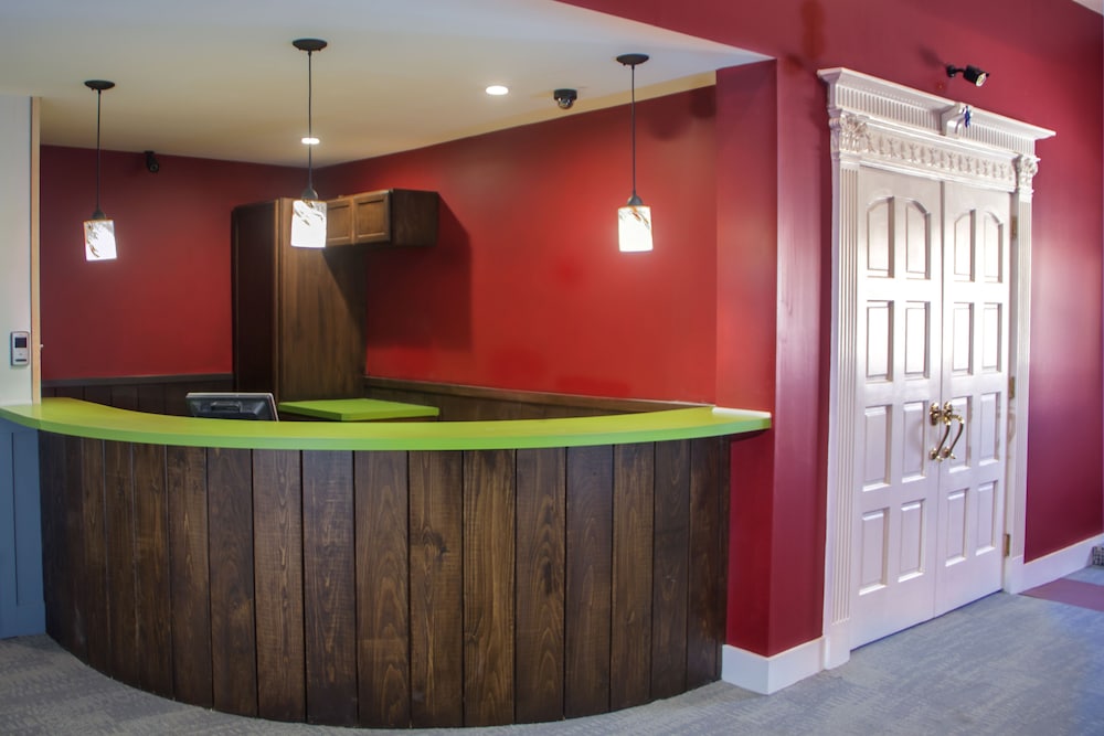 Chateau Suites - photo 5