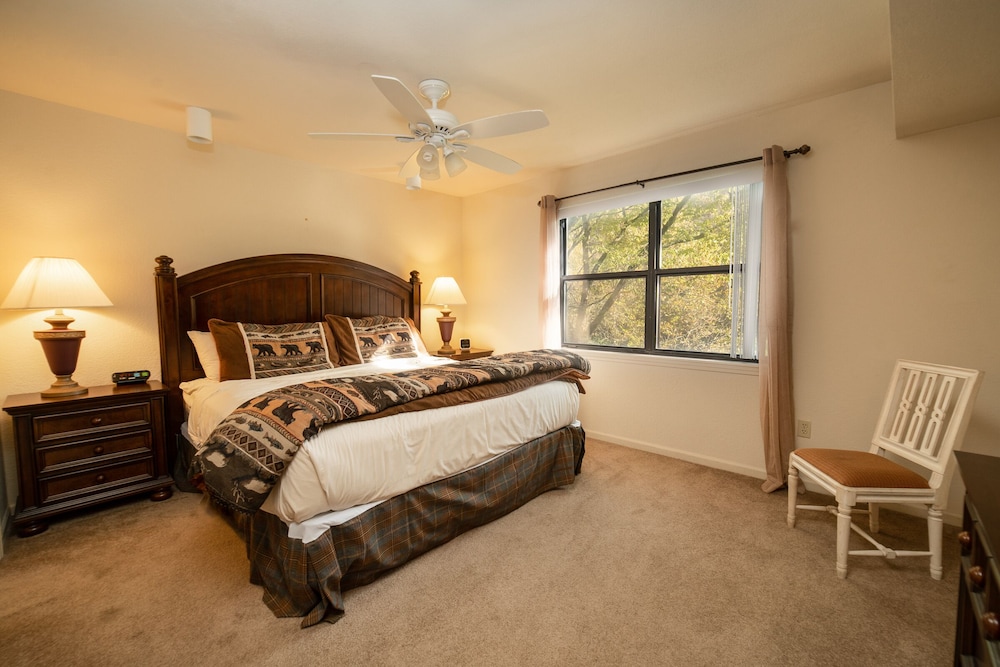 Pointe Royale Condominium Resort & Golf Course - photo 7