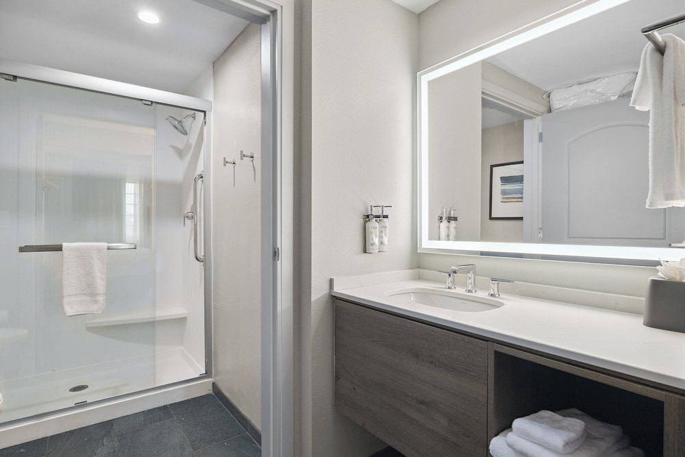 Staybridge Suites Sacramento Woodland - photo 19
