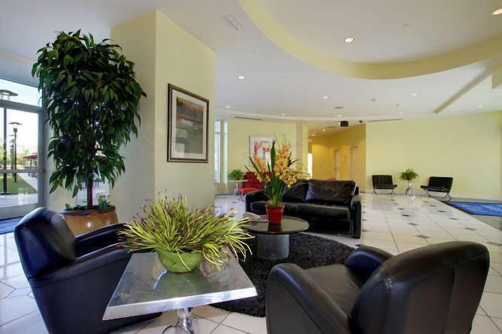 University Plaza Waterfront Hotel - photo 23