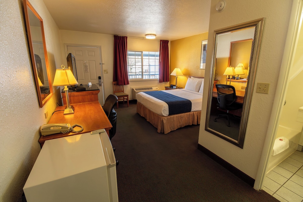 Travelodge By Wyndham Pendleton OR - photo 16