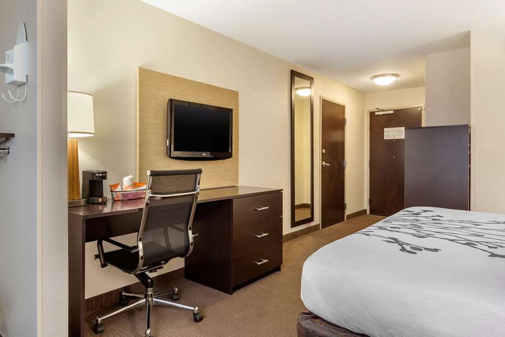 Sleep Inn & Suites Grand Forks Near Alerus Center - photo 8