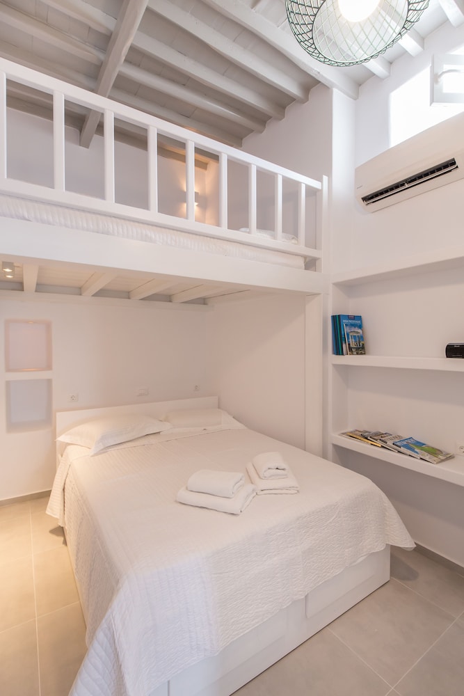 Casa Fiona — 4-Star Luxury Hotel in Mykonos, Greece