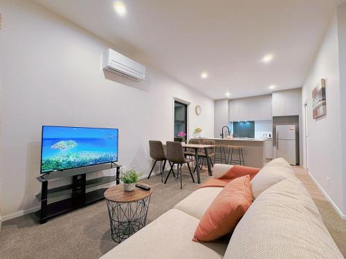 Modern & Stylish 3 Bedroom at lowerhutt — 4-Star Luxury Hotel in Lower Hutt, New Zealand
