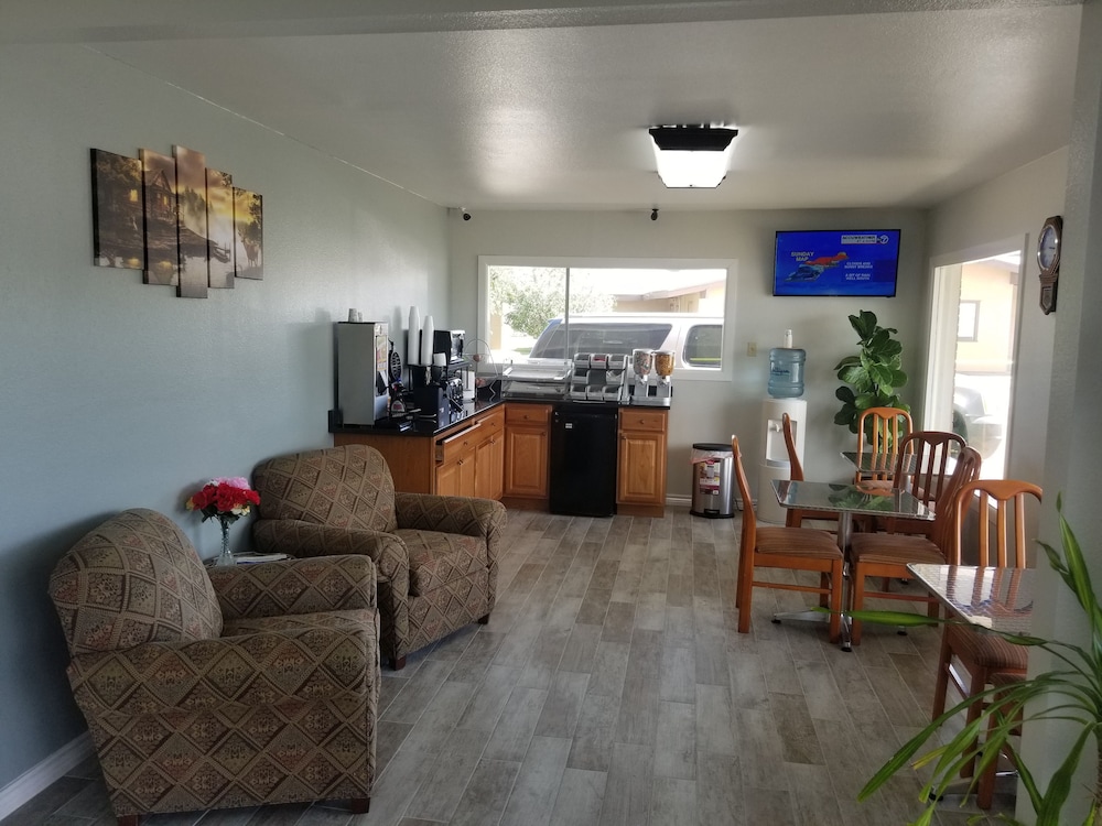 Gold Key Inn - photo 12