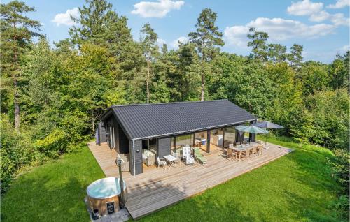 3 Bedroom Amazing Home In Silkeborg — 5-Star Luxury Hotel in Silkeborg, Denmark