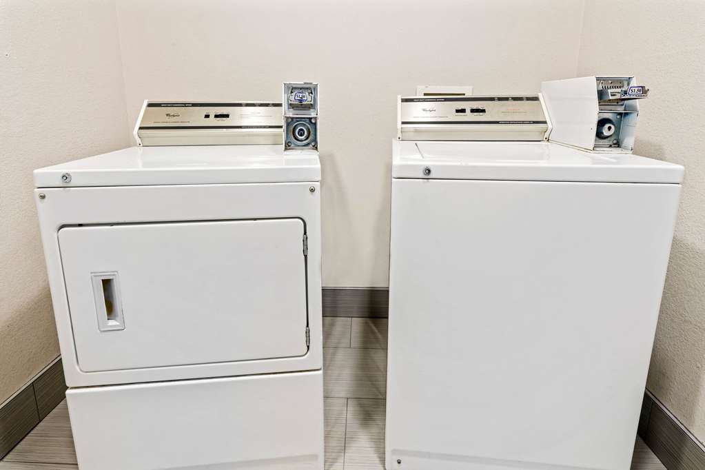 La Quinta Inn & Suites by Wyndham Fruita - photo 37