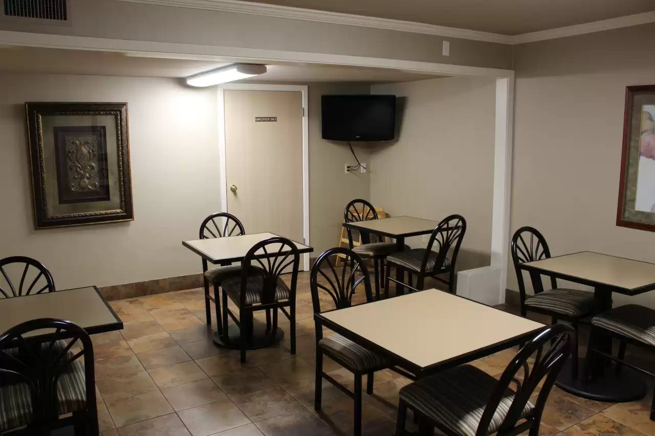 Quality Inn Conway Greenbrier - photo 17