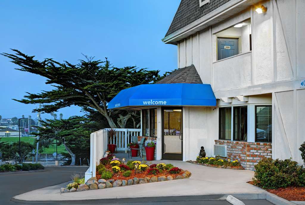 Motel 6 Marina CA Monterey - featured photo