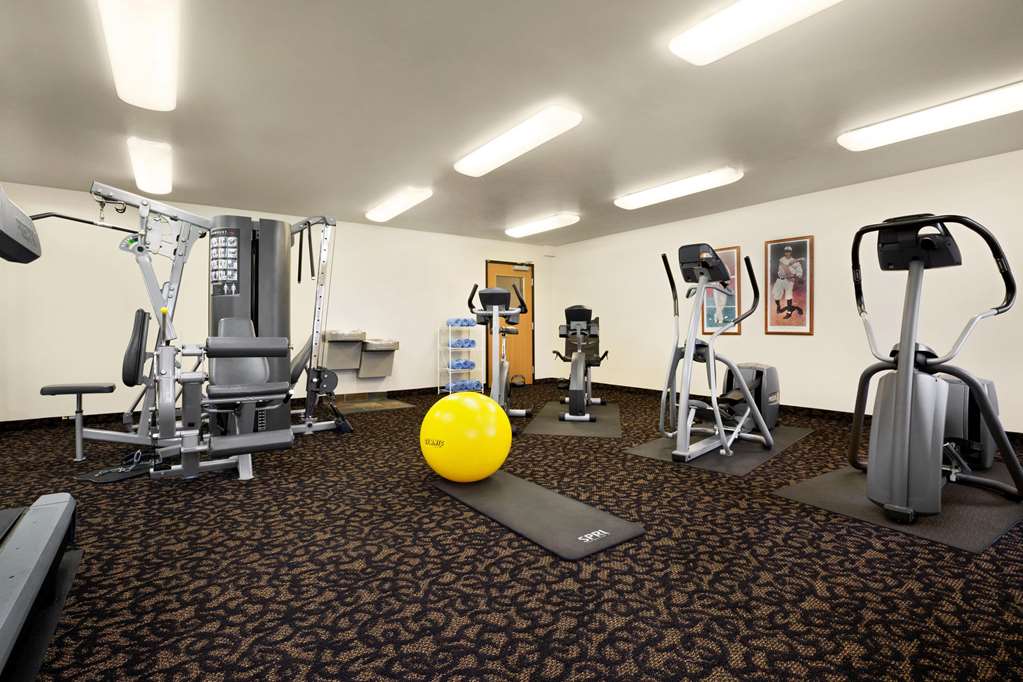 Baymont by Wyndham Fremont - photo 18