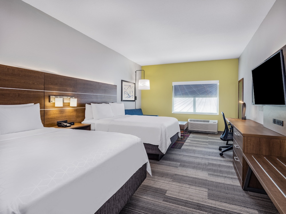 Holiday Inn Express & Suites Ruskin by IHG - photo 21