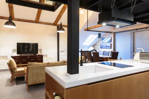 Nini's Lofts Melikishvili Street