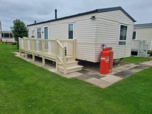 S212 6 Berth Deluxe Golden Palm Chapel St Leonards in Chapel Saint Leonards, United Kingdom